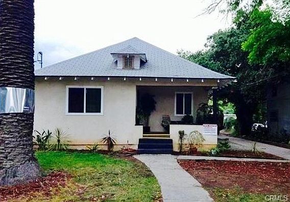 1st image of 1202 N Raymond Ave