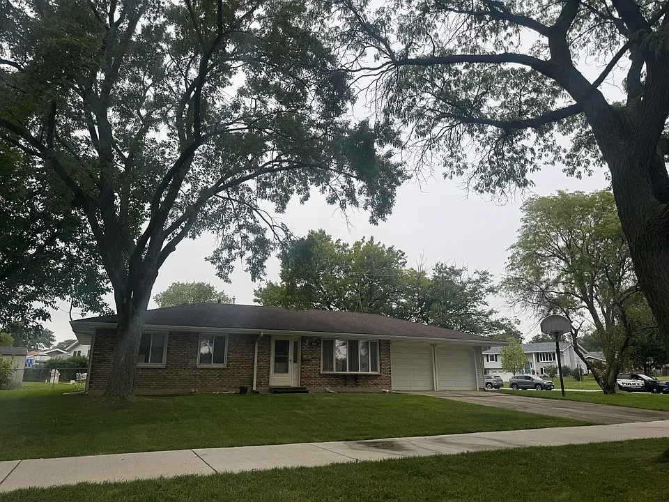 808 W Weathersfield Way #1