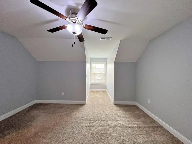 1121 Andalusian Way — Photo 29