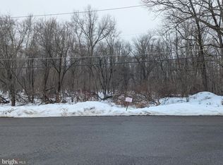 0 Larkspur Dr, Stroudsburg, PA 18360