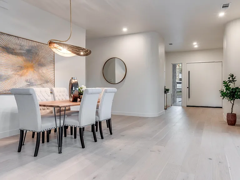 3821 Beechwood Ln — Photo 3