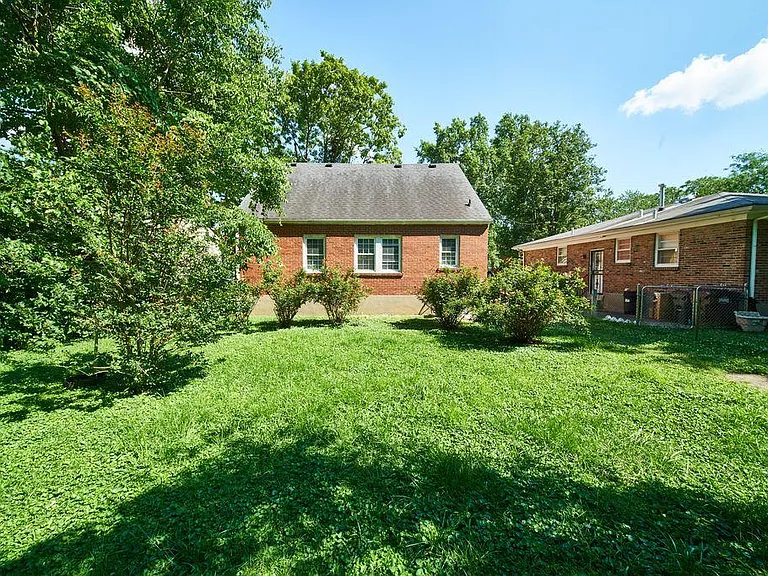3509 Warner Ave — Photo 38
