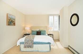3rd image of 900 Bush St APT 205