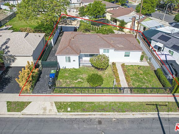 2nd image of 14177 Osborne St