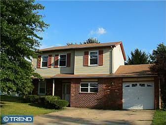 1st image of 6 Douglas Dr