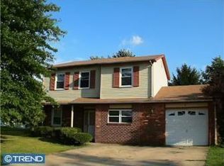 6 Douglas Dr, Bear, DE 19701