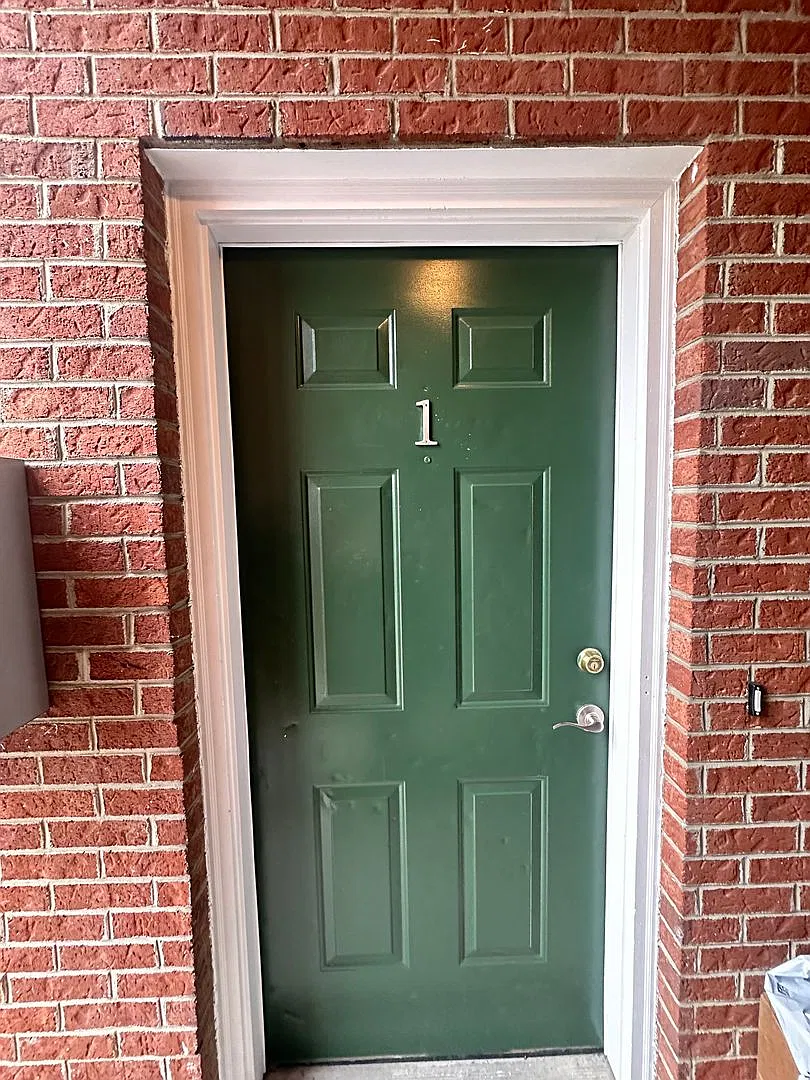 101 Collegiate Ct — Photo 4
