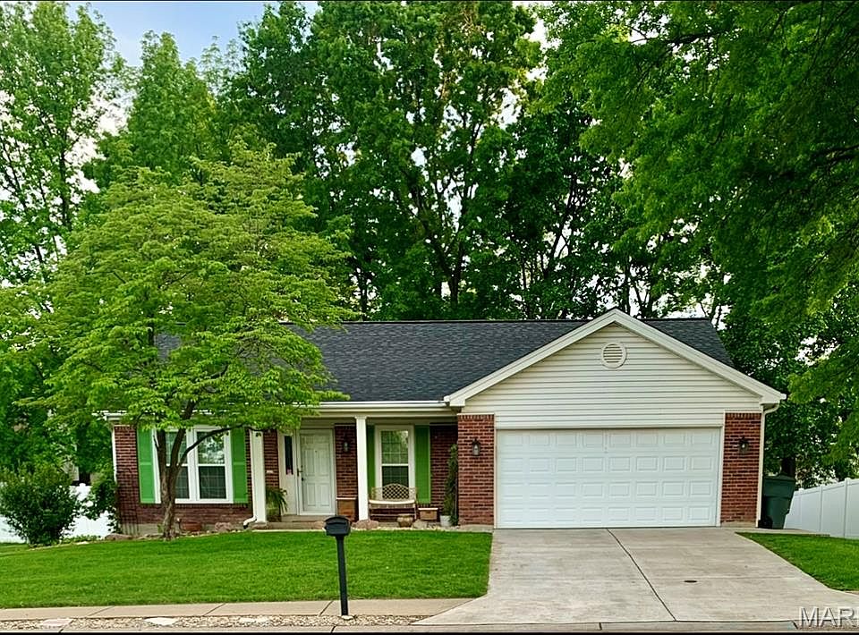 1st image of 22 Shadow Creek Dr