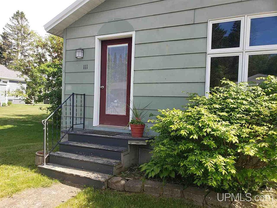 1st image of 111 E Southland Ave