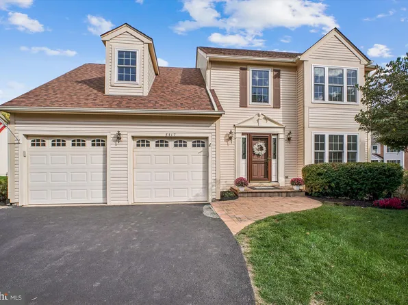 5417 Gladewright Dr, Centreville, VA 20120