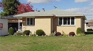 1st image of 34 Beechwood Dr