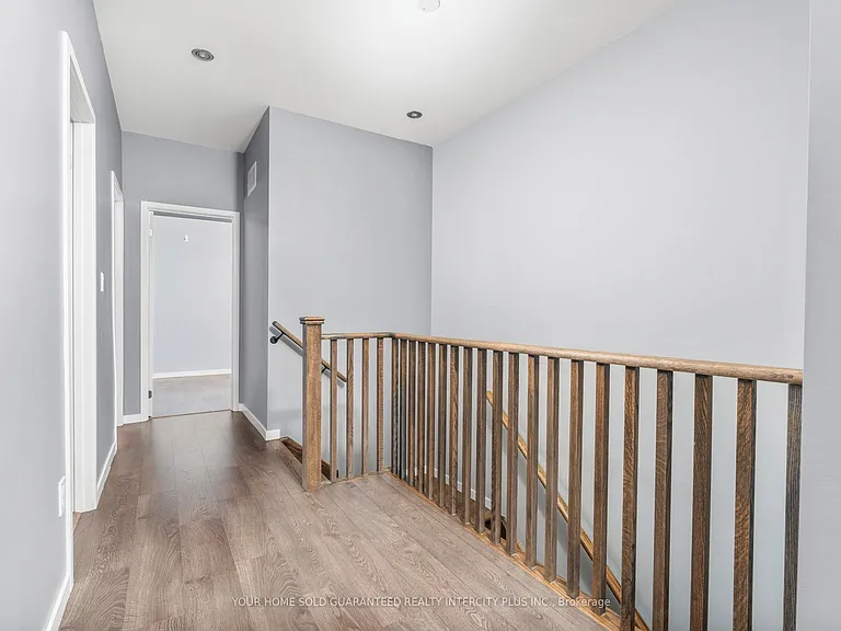 3910 Major Mackenzie Dr — Photo 34