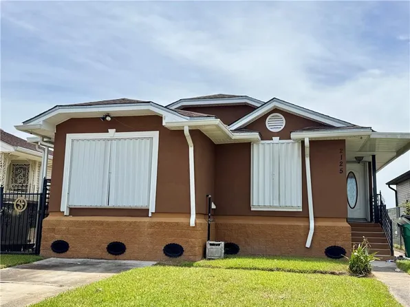2125 Constantine Dr, Marrero, LA 70072