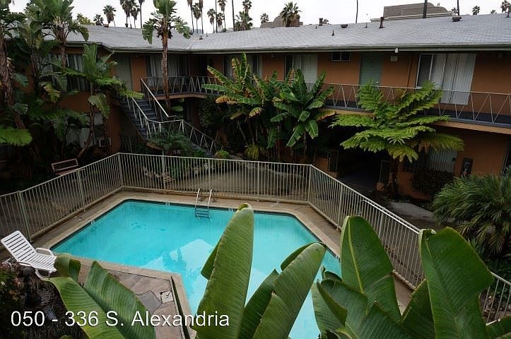 2nd image of 336 S Alexandria Ave APT 05