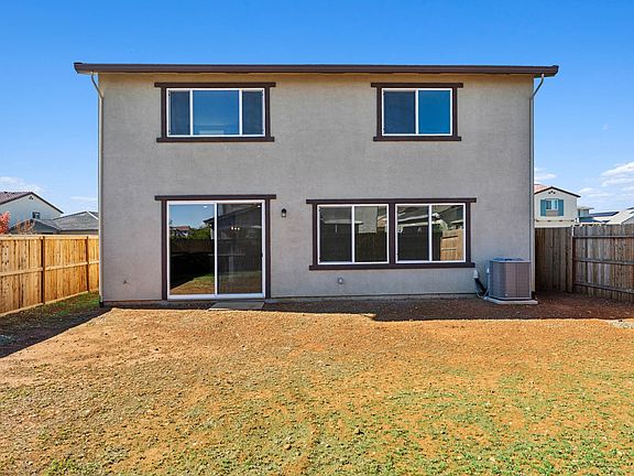 Starblossom 62 Backyard