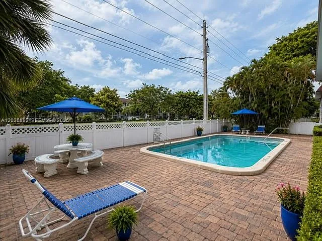 280 S Cypress Rd #310 — Photo 16