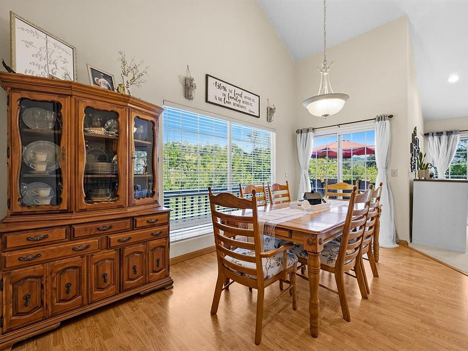 1st image of 258 Circle Oaks Drive