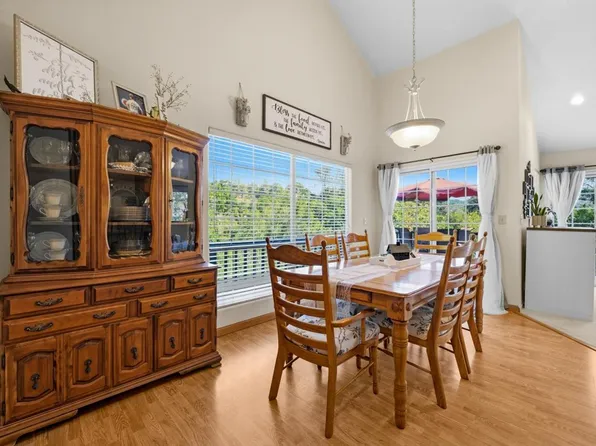 258 Circle Oaks Drive, Napa, CA 94558
