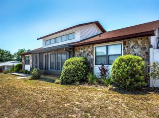 715 Virginia Ave, Tavares, FL 32778