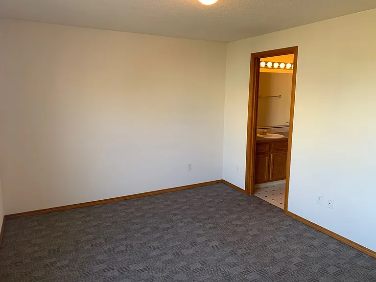 21958A NE Chinook Way — Photo 13