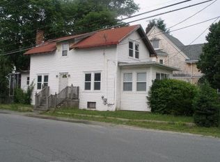 3 Sycamore St, Wareham, MA 02301