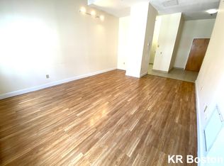 172 Naples Rd #347, Brookline, MA 02446