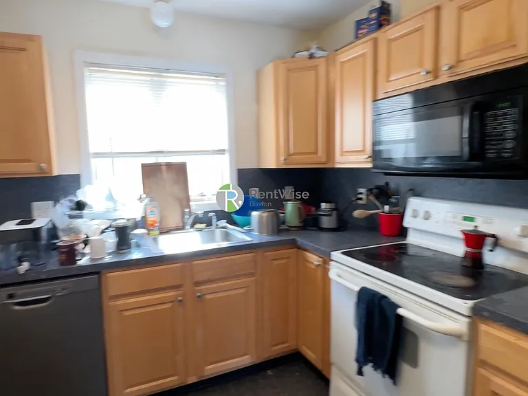 288 Boston Ave #3 — Photo 5