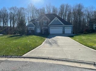 8106 Fernway Ct, Concord Township, OH 44077