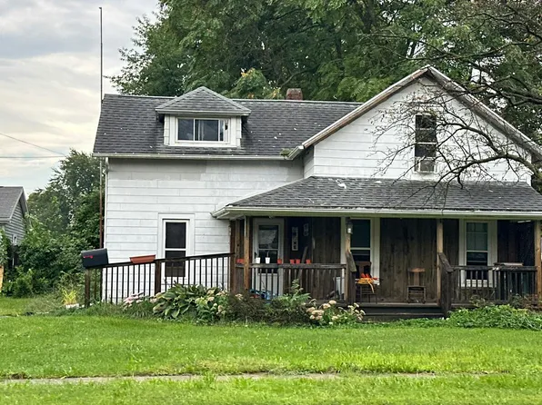 517 W Adrian St, Blissfield, MI 49228