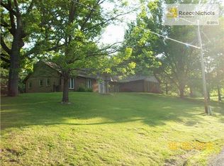 461 NE Martin Blvd, Kansas City, MO 64118