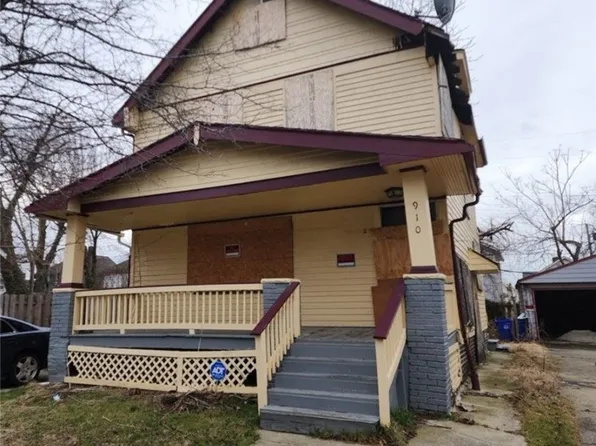 910 E 131st St, Cleveland, OH 44108