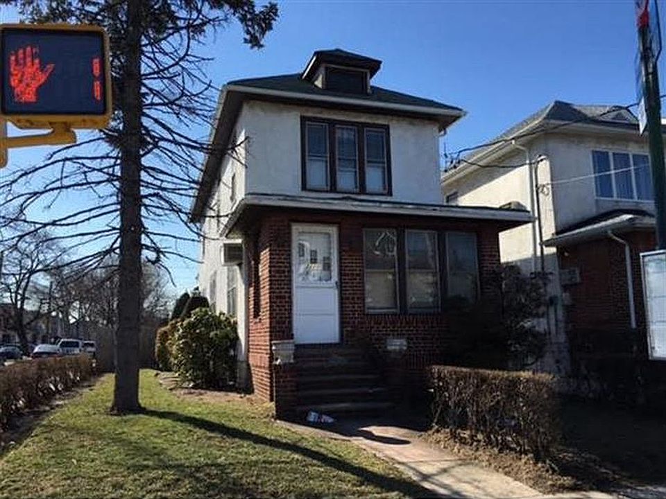 1st image of 2224 Avenue