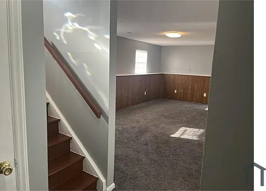 821 Winslow Way — Photo 33
