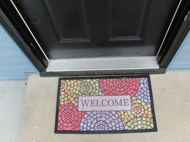 128 S Clark St — Photo 4