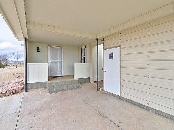 2nd image of 19 Mountain Shadow Dr