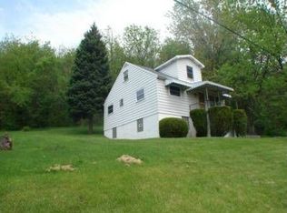 725 Overhear Bridge Rd, Greensburg, PA 15601