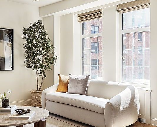 3rd image of 465 W 23rd St APT 14A