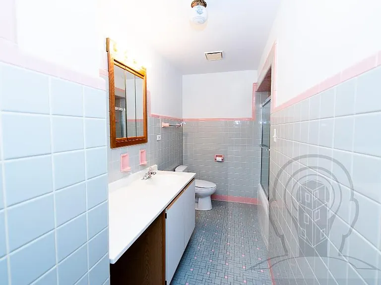 5222 W Belmont Ave #2F — Photo 9