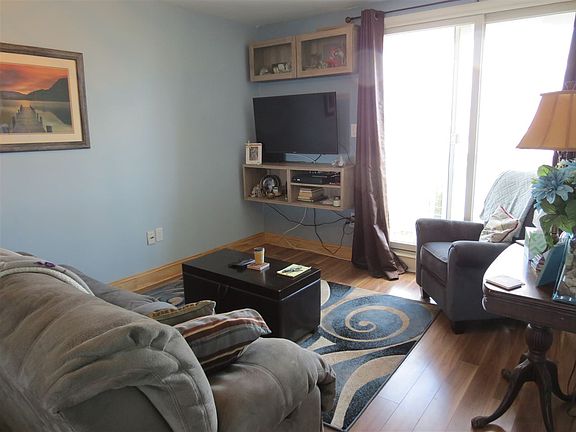 5th image of 3900 Pleasure Ave APT 306