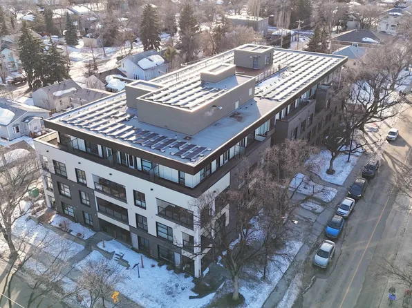 11503 76th Ave NW #405, Edmonton, AB T6G 0K6