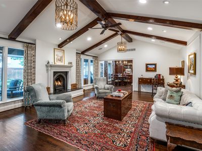 5130 Tanbark Rd, Dallas, TX, 75229