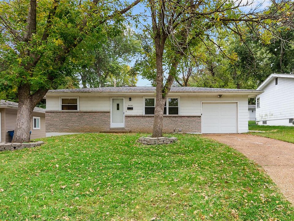 1st image of 3430 Valleywood Dr