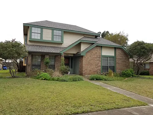 2104 Stein Way Photo 1