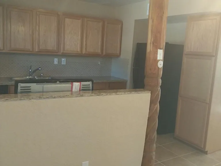 405 Oreja De Oro Dr SE — Photo 11
