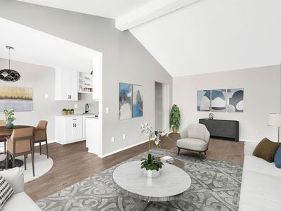 4624 Cedar Lake Rd S APT 7, Minneapolis, MN, 55416