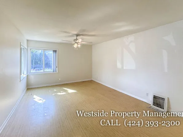 2301 Oak St #A, Santa Monica, CA 90405