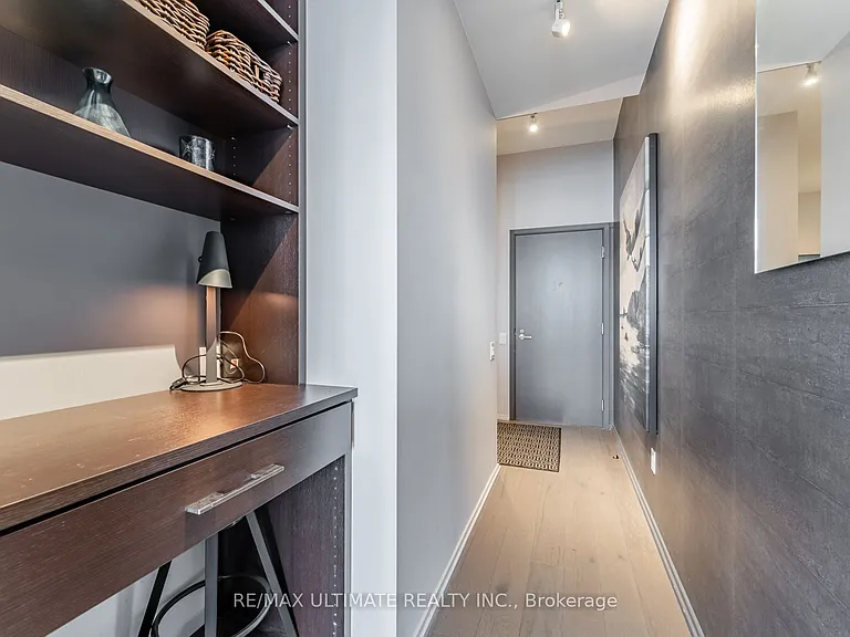 45 Charles St E #5115 — Photo 24