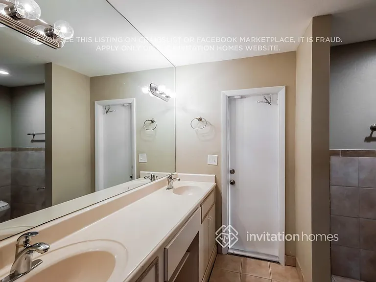 2301 NW 102nd Way — Photo 14