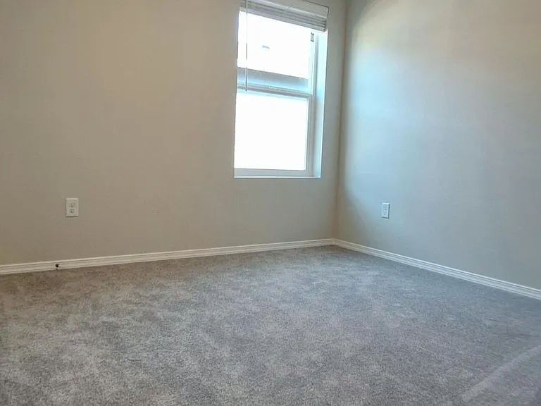 13459 193rd St E — Photo 11