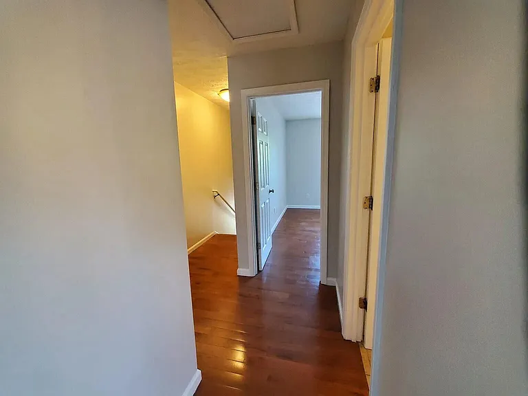 1100 Horsemans Ln #44 — Photo 14